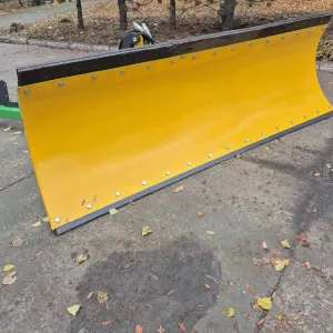 Бульдозерний відвал (лопата) до тракторів МТЗ, ЮМЗ, Т-150, Т-40