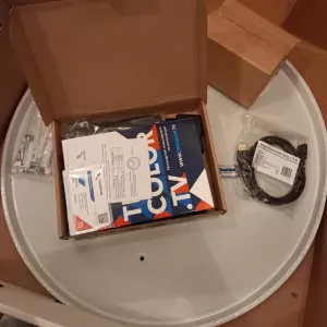 Спутниковая антенна ,комплект полный.Установлю.