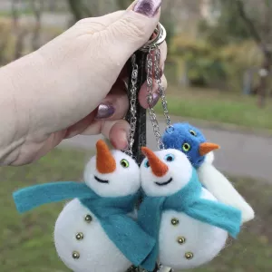 Іграшки на ялинку снеговічки валяні з шерсті прикраса для сумки, рюкзака войлочна іграшка інтерєрна