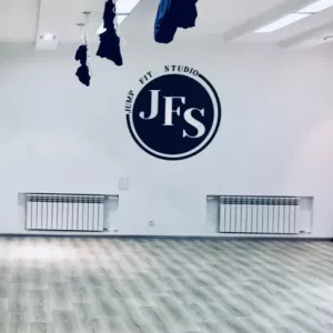 Особистий Тренер. Великий зал для Танців. Fitness тренування. Сучасні Арабські Танці під ритми Сходу.