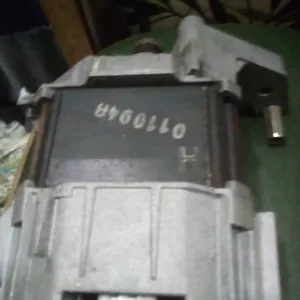 Продається двигун з пральної машини Bosh