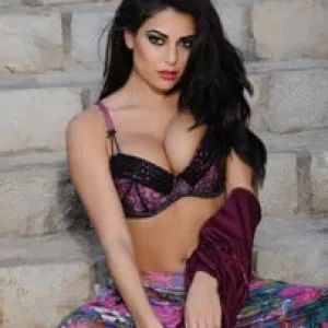 Call Girls in Narela Delhi 𝄟≛9911107661≛𝄟 EscorTs ...