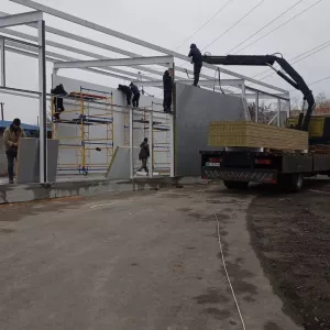 Монтаж сендвіч-панелей, металоконструкцій, профлист