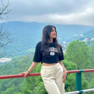 Call Girls in Kirti Nagar EscorTs ServiCe Delhi 9958337988