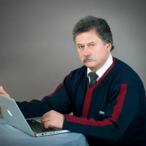 Избавиться от энуреза поможет доктор Чиянов.