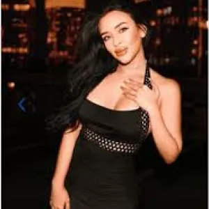 ᎡᎧᎽᎪᏞ༄ ₰/-9899550277-/- Call Girls in Vasundhara Enclave -/- DELHI