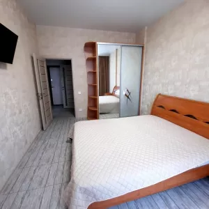 Сдам. Студия + Спальня. ЖК Клаб Марин - 2. ГАЗ. 2 этаж.