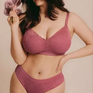 Delhi Russian saket metro escorts offer +919711100155 Incall and Outcall service