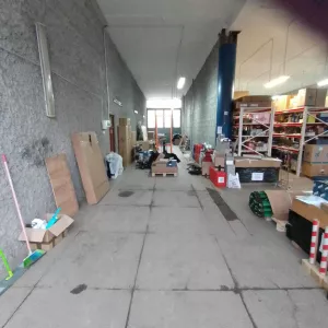 Оренда приміщення 300 м кв Кривий Ріг на 2-му поверсі з електропідіймачом під склад