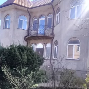 Продам дом. Литовская. Малиновский район. Торг.
