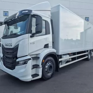 Водитель LKW Германия Кат.С+95EU Чип €2600-3000 Евро Нетто Гамбург