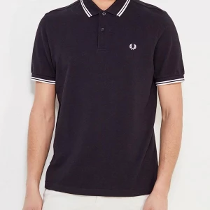 Поло Fred Perry