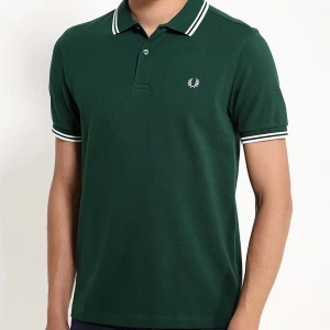 Поло Fred Perry