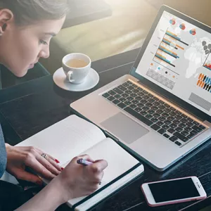 Помічним керівника інтернет-магазину